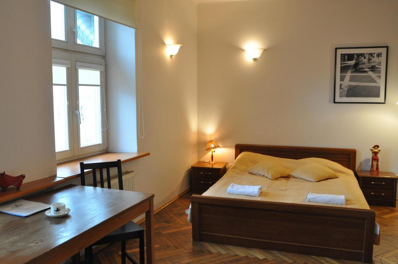 Krakow For You Budget Apartments Ngoại thất bức ảnh