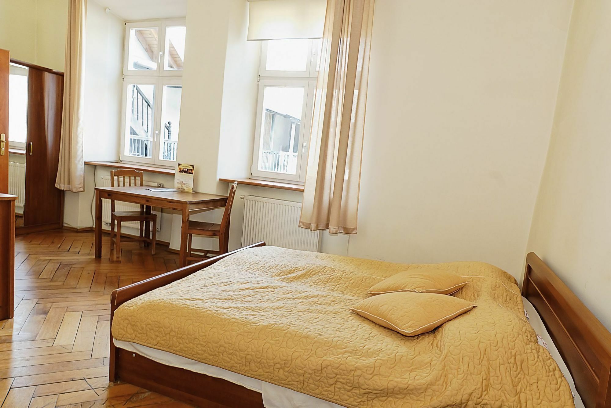 Krakow For You Budget Apartments Ngoại thất bức ảnh