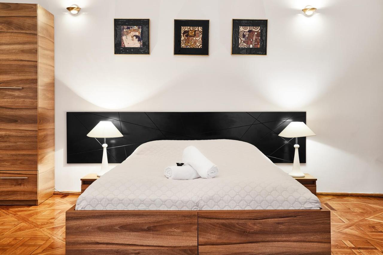 Krakow For You Budget Apartments Ngoại thất bức ảnh